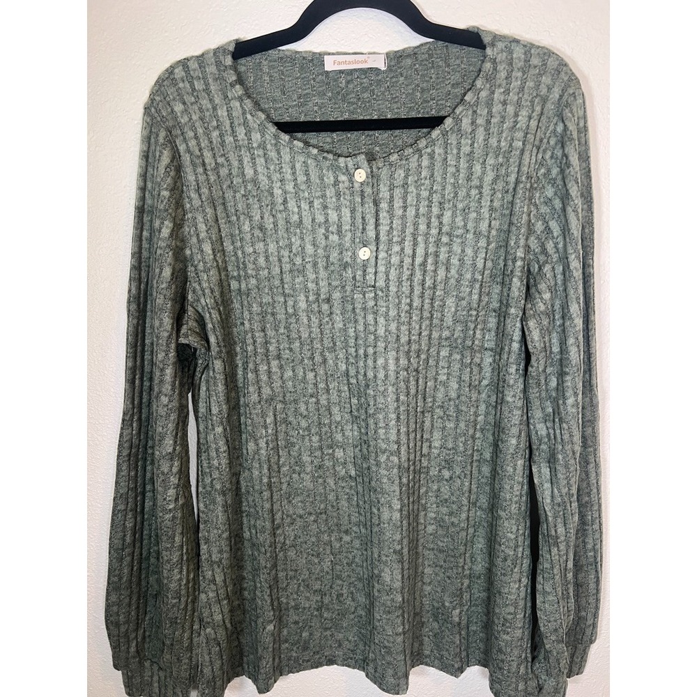 Ribbed Top Sage Green Long Sleeve Henley Textured Knit NWT Soft Olive Size L